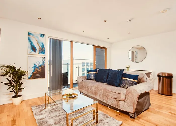 King Deluxe Large Space& Free Parking! No Balcony Apartamento *