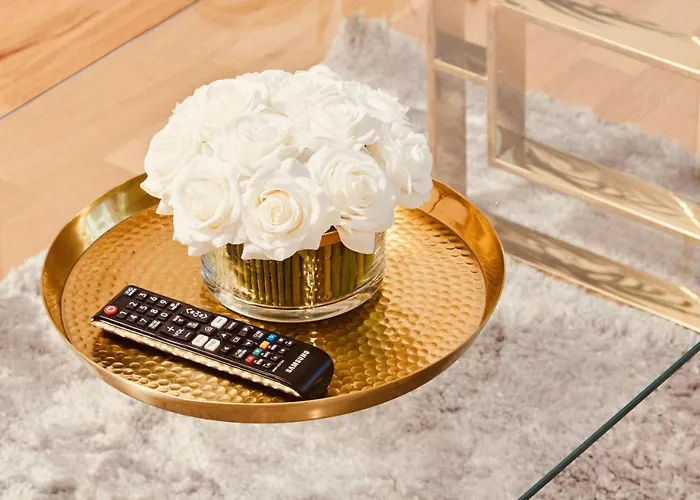 King Deluxe Large Space& Free Parking! No Balcony Apartamento *