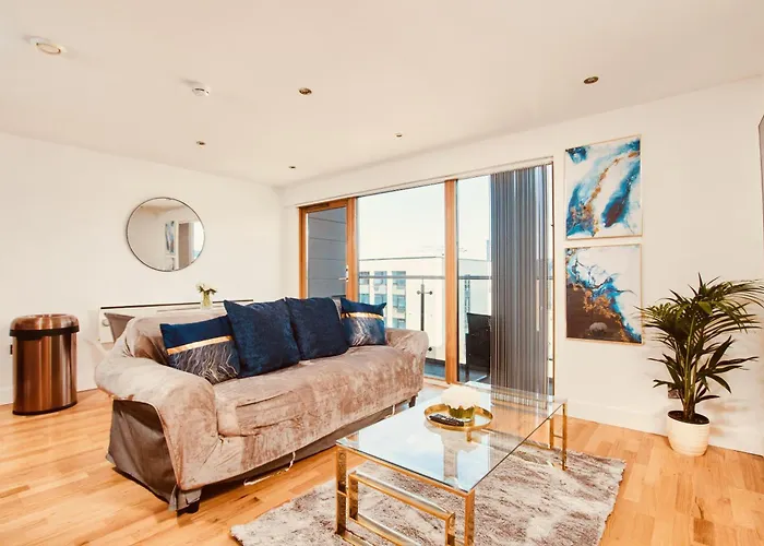 King Deluxe Large Space& Free Parking! No Balcony Apartamento *