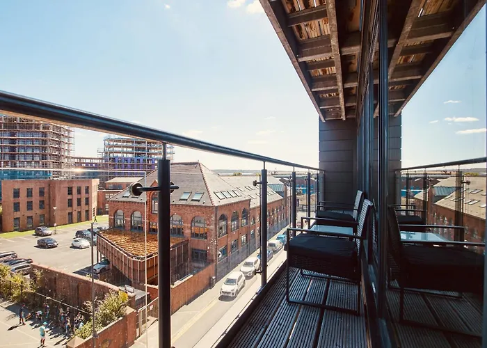 Apartamento King Deluxe Large Space& Free Parking! No Balcony