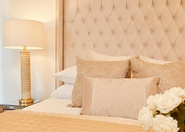 King Deluxe Large Space& Free Parking! No Balcony Apartamento