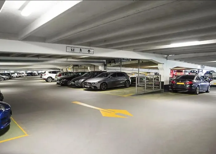 King Deluxe Large Space& Free Parking! No Balcony Apartamento *